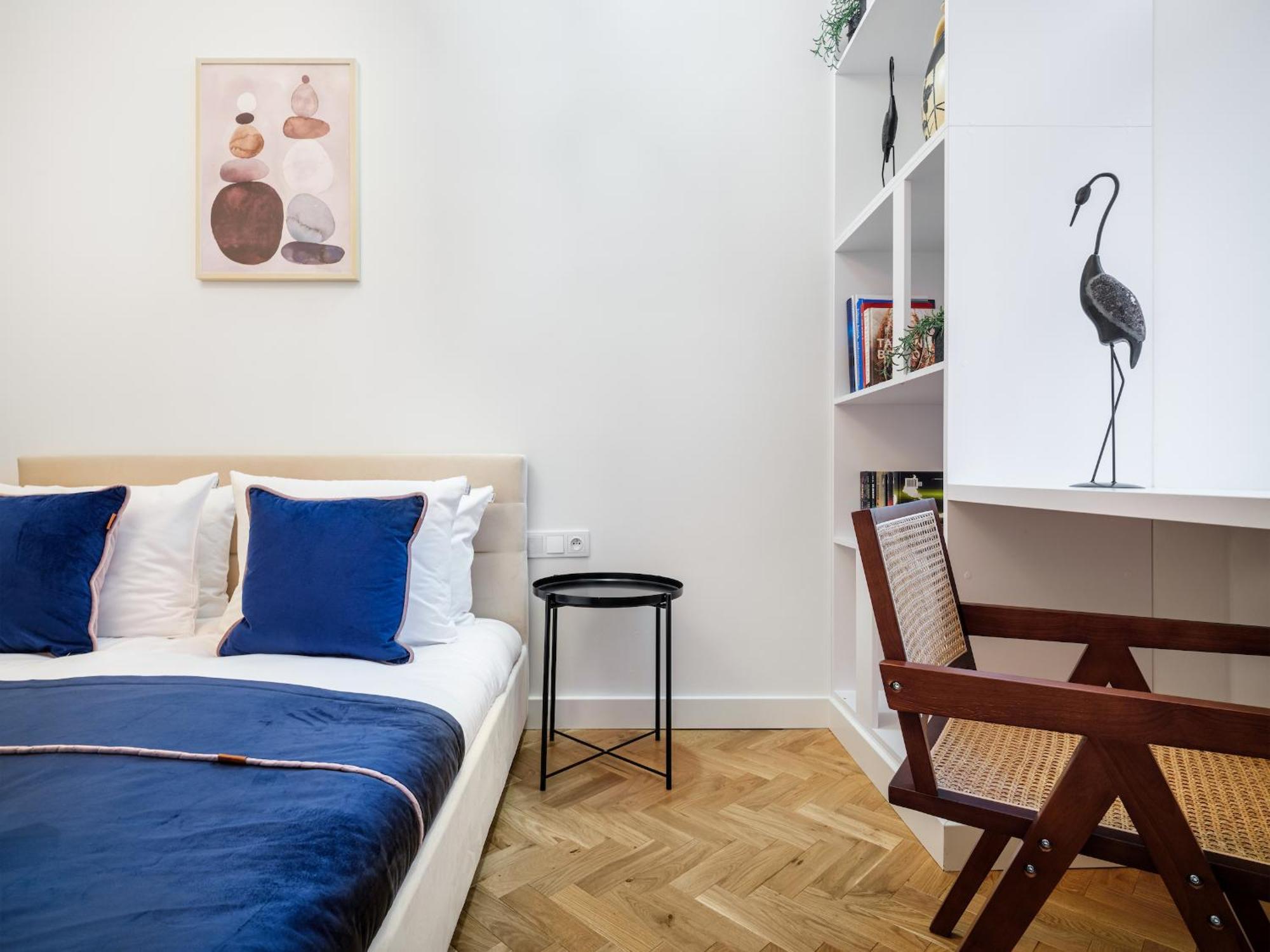 Tyzenhauz Apartments Krowoderska Street Krakau Buitenkant foto