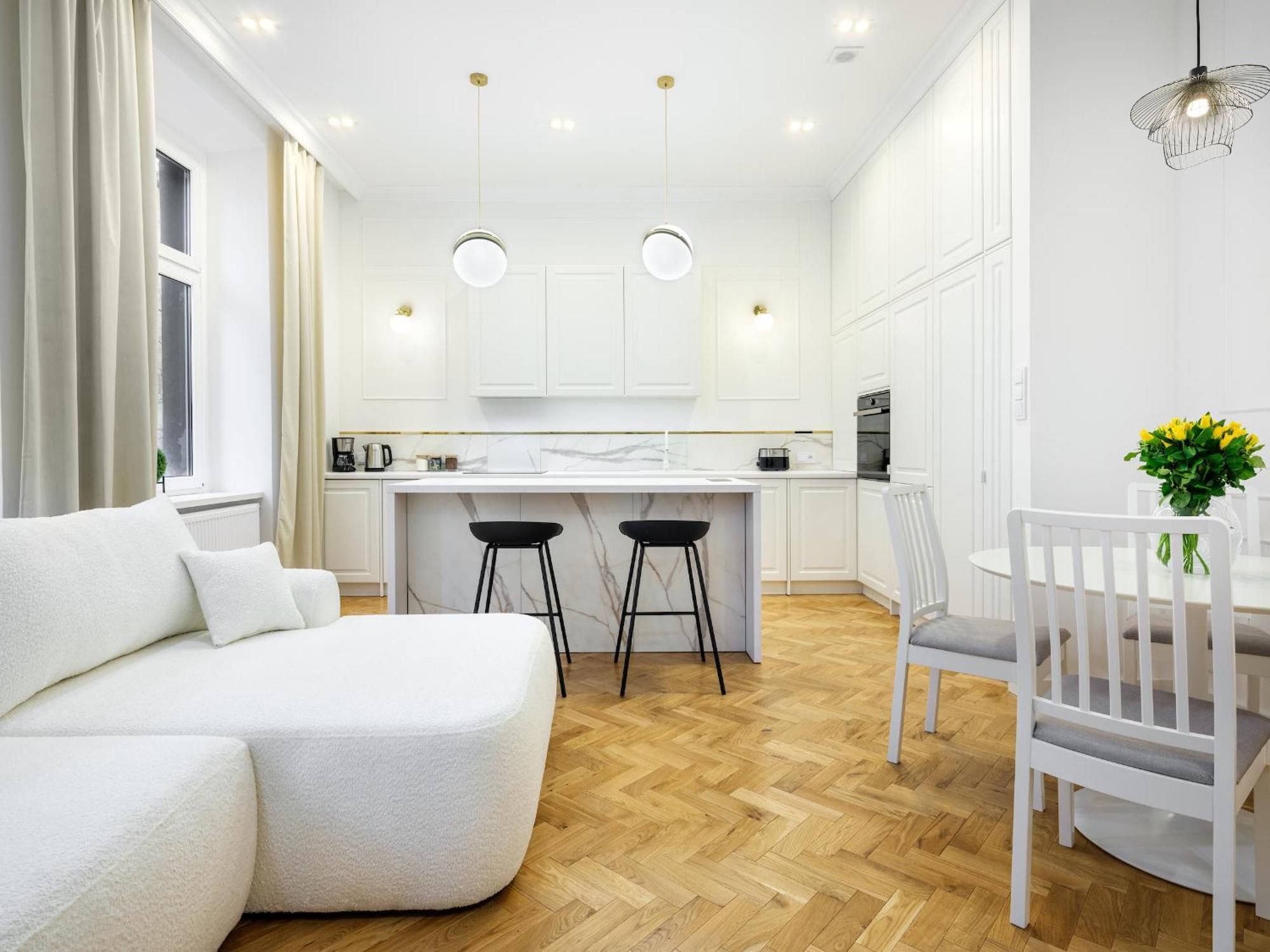 Tyzenhauz Apartments Krowoderska Street Krakau Buitenkant foto