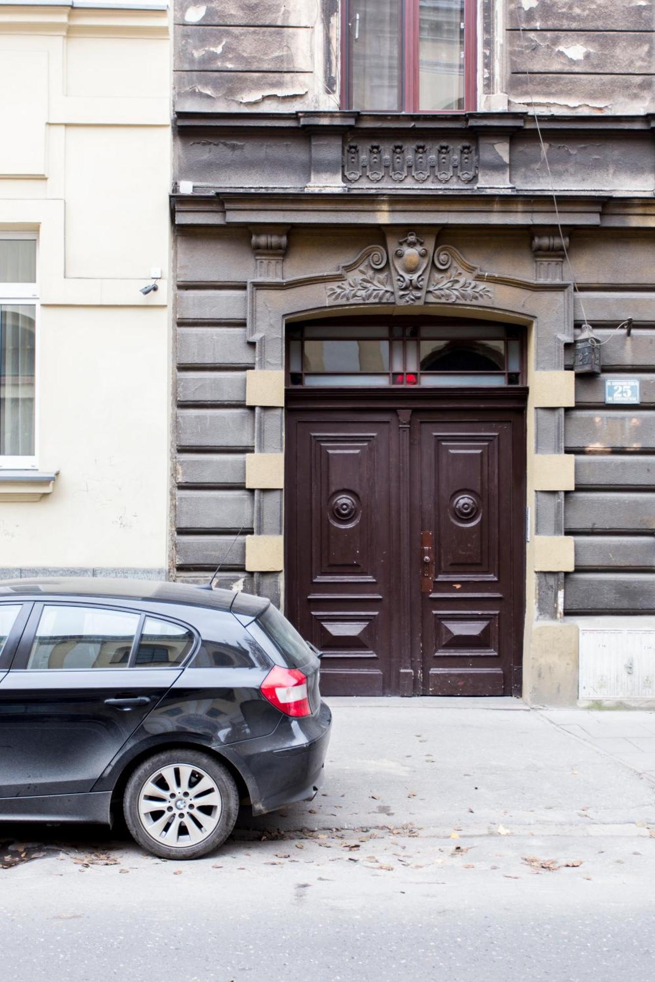 Tyzenhauz Apartments Krowoderska Street Krakau Buitenkant foto